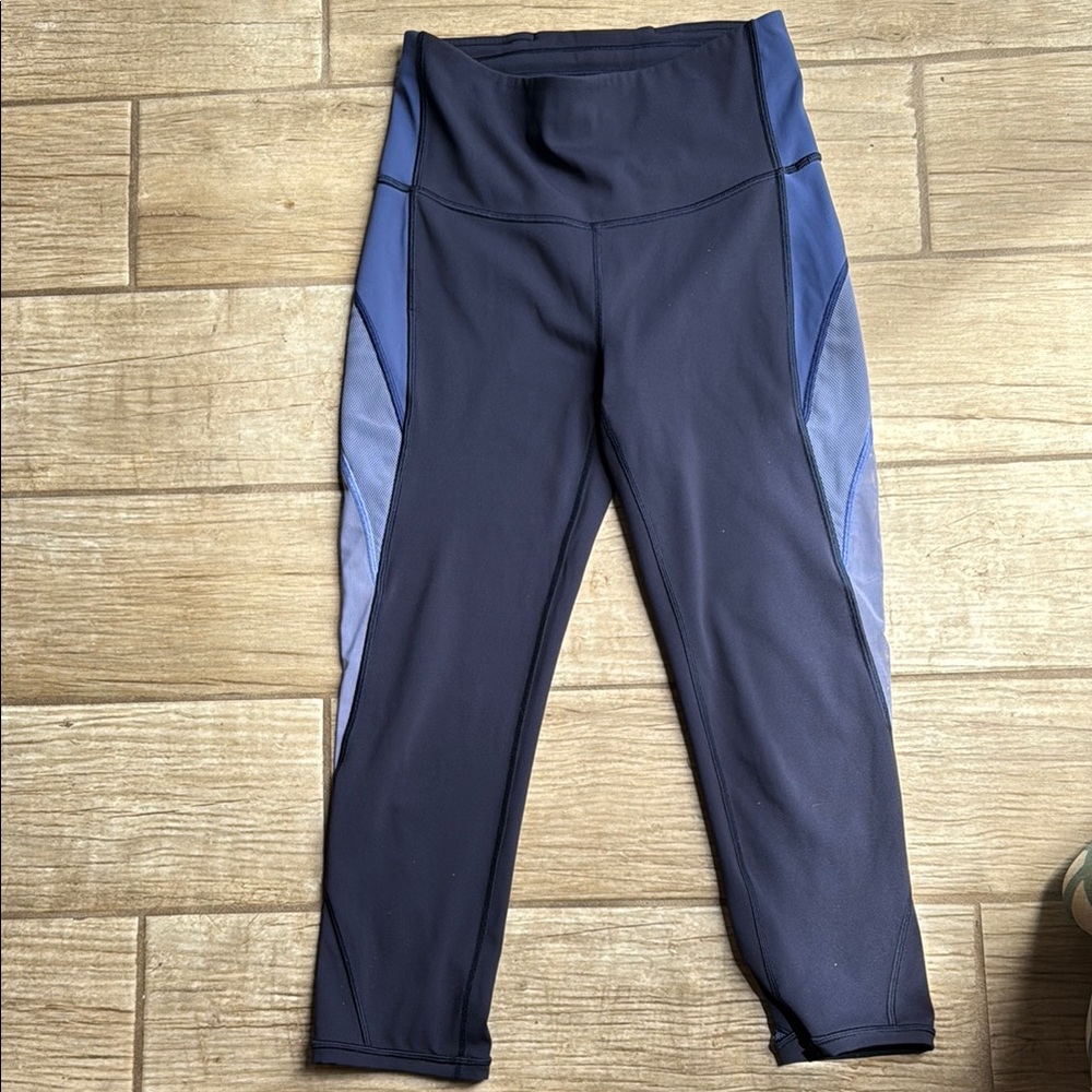 Two toned blue Lululemon cropped leg. - Picture 2 of 4